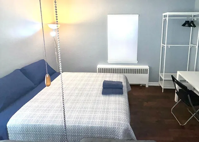 Cozy Apartments Close To New York City