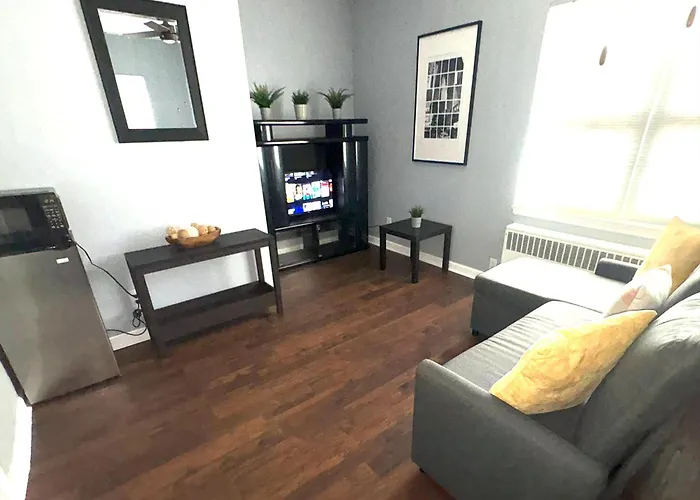 Cozy Apartments Close To New York City