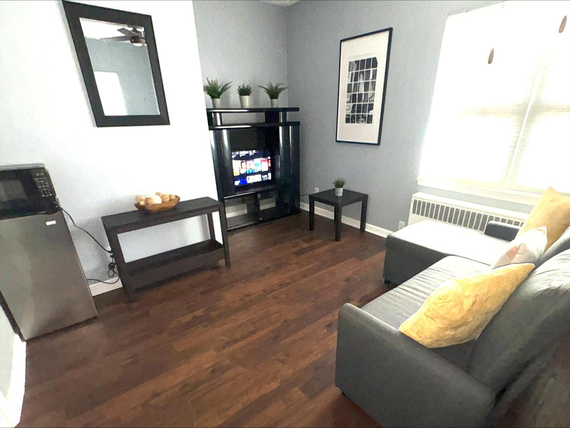 Apartment Cozy Close To New York